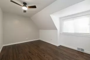 2236 E 96th St, Chicago, IL 60617 - Photo 11
