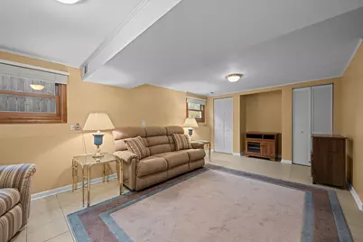 767 Leslie Lane, Glendale Heights, IL 60139 - Photo 23