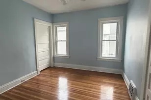 1000 Vine St, Joliet, IL 60435 - Photo 9