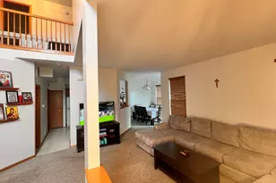 296 Whitfield Dr, Sugar Grove, IL 60554 - Photo 5
