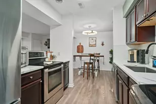 2138 N Heather Ln, Palatine, IL 60074 - Photo 5