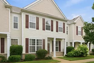 543 Topeka Dr, Grayslake, IL 60030 - Photo 3