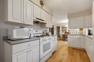 89 Grange Rd, Elk Grove Village, IL 60007 - Photo 13