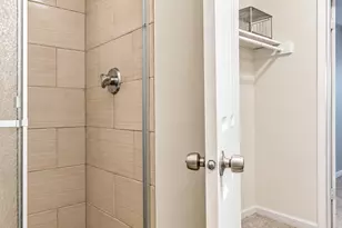 110 N Kenilworth Ave, Oak Park, IL 60301 - Photo 5