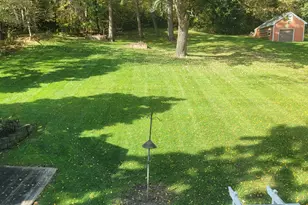 235 N Lincoln Ave, Carpentersville, IL 60110 - Photo 59