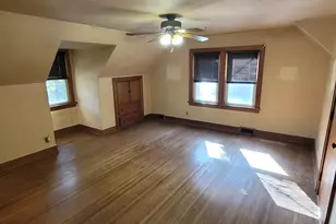 235 N Lincoln Ave, Carpentersville, IL 60110 - Photo 25