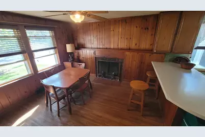235 N Lincoln Avenue, Carpentersville, IL 60110 - Photo 5