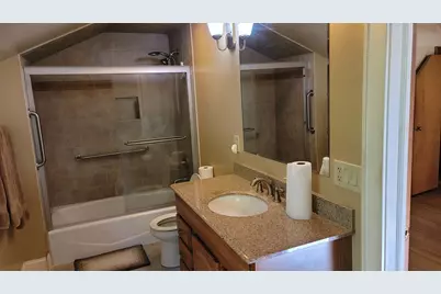 235 N Lincoln Avenue, Carpentersville, IL 60110 - Photo 29