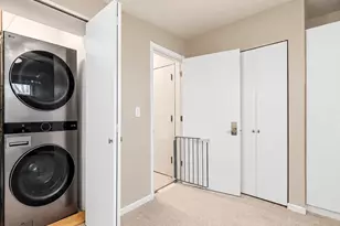 3041 N Lakewood Ave, Chicago, IL 60657 - Photo 19