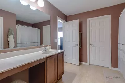 680 Acadia Circle, Crystal Lake, IL 60014 - Photo 15