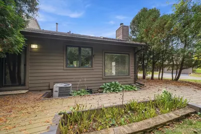 110 Elmtree Court, Saint Charles, IL 60174 - Photo 29
