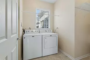 21305 Hidden Lk Ct, Crest Hill, IL 60403 - Photo 15