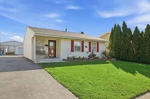 3221 Hopkins St, Steger, IL 60475 - Photo 1