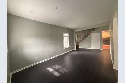 7001 N Cicero Avenue, Lincolnwood, IL 60712 - Photo 11