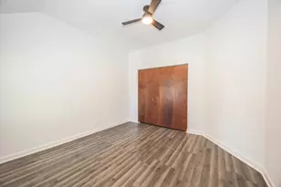 5234 S Homan Ave, Chicago, IL 60632 - Photo 9