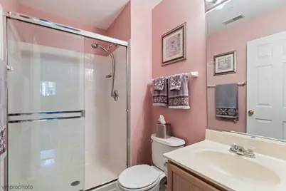 190 Lucerne Court, Wheeling, IL 60090 - Photo 19