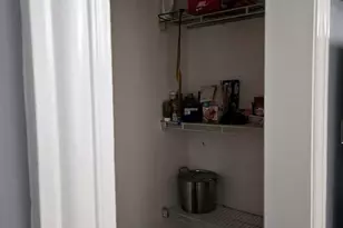 10321 S Lowe Ave, Chicago, IL 60628 - Photo 11