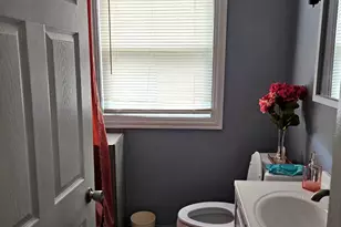 10321 S Lowe Ave, Chicago, IL 60628 - Photo 13