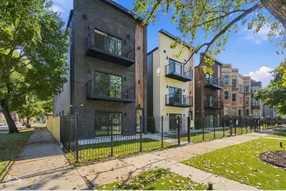 4605 S Prairie Avenue, Chicago, IL 60653 - Photo 3
