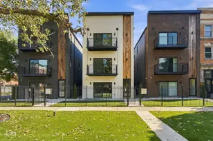 4605 S Prairie Ave, Chicago, IL 60653 - Photo 1