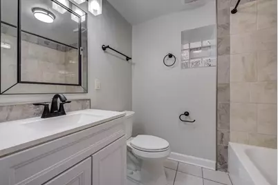 3637 W Oakdale Avenue #G, Chicago, IL 60618 - Photo 9