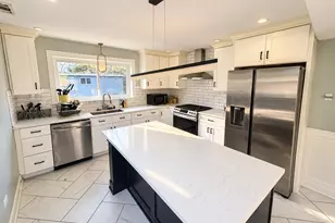 14626 Dorchester Ave, Dolton, IL 60419 - Photo 5