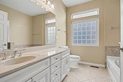 1360 Mansfield Drive, Aurora, IL 60502 - Photo 13