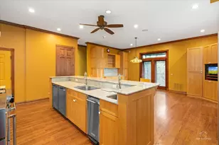 3914 W 51st St, Chicago, IL 60632 - Photo 21