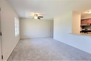 2820 Dundee Rd, Northbrook, IL 60062 - Photo 13