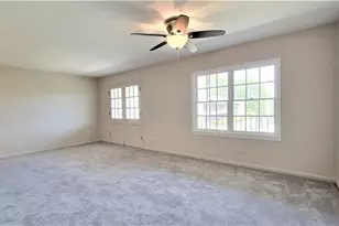 2820 Dundee Rd, Northbrook, IL 60062 - Photo 15