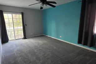 214 Hidden Creek Ln, North Aurora, IL 60542 - Photo 15