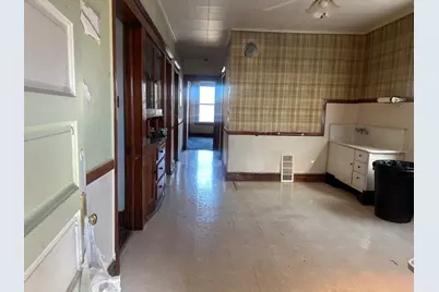 2705 W 39th Place, Chicago, IL 60632 - Photo 5