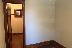 2705 W 39th Pl, Chicago, IL 60632 - Photo 11