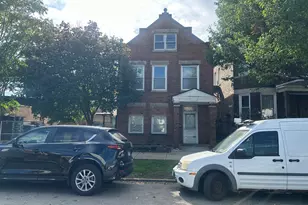 2705 W 39th Pl, Chicago, IL 60632 - Photo 1