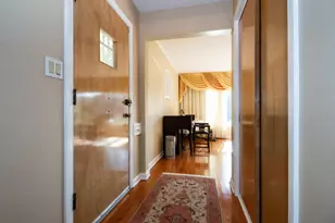2804 W Estes Ave, Chicago, IL 60645 - Photo 5