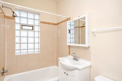 6500 W Cermak Road #339, Berwyn, IL 60402 - Photo 3
