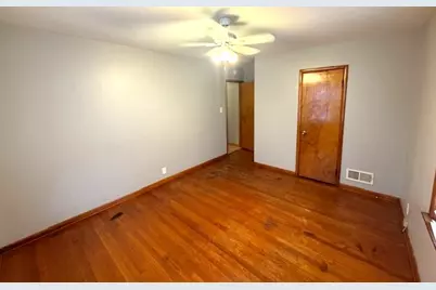 16428 S Park Avenue, South Holland, IL 60473 - Photo 5