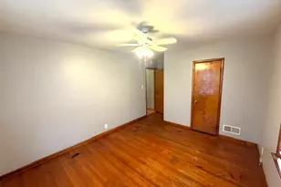 16428 South Park Ave, South Holland, IL 60473 - Photo 5