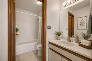 204 Glengarry Dr, Bloomingdale, IL 60108 - Photo 13