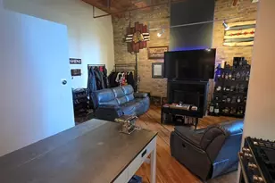 226 N Clinton St, Chicago, IL 60661 - Photo 7