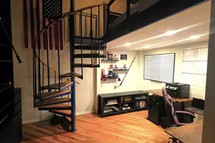 226 N Clinton St, Chicago, IL 60661 - Photo 11