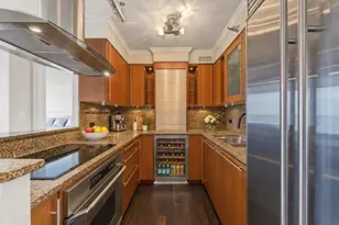 1250 N Dearborn St, Chicago, IL 60610 - Photo 15