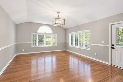 919 Hillview Drive, Lemont, IL 60439 - Photo 7