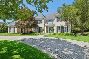 351 Wallace Rd, Lake Forest, IL 60045 - Photo 1