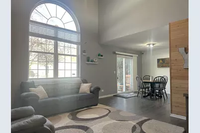 361 Capitol Drive #C, Sugar Grove, IL 60554 - Photo 5