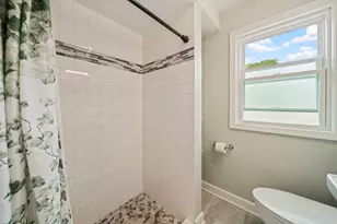 5320 Suffield Ct, Skokie, IL 60077 - Photo 15