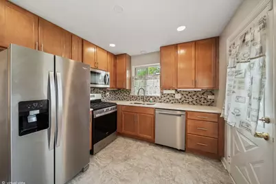 5320 Suffield Court, Skokie, IL 60077 - Photo 9