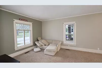 506 N Genesee Street, Morrison, IL 61270 - Photo 5
