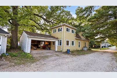 506 N Genesee Street, Morrison, IL 61270 - Photo 3