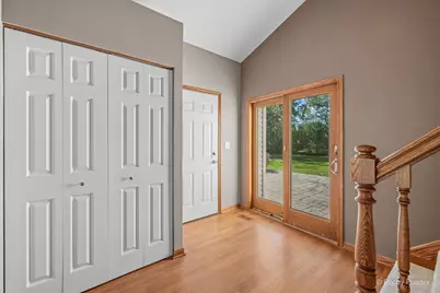 1017 Londonberry Court, Bolingbrook, IL 60440 - Photo 5